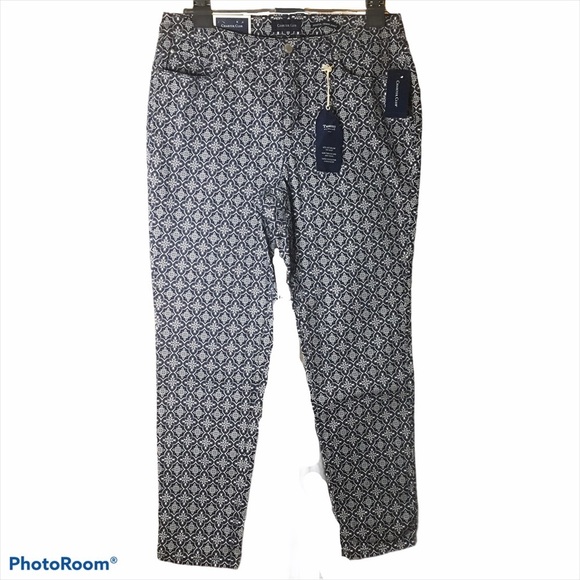 Charter Club Bristol Paisley Blue White High Rise Skinny Leg Ankle Jeans 12 - Picture 1 of 13